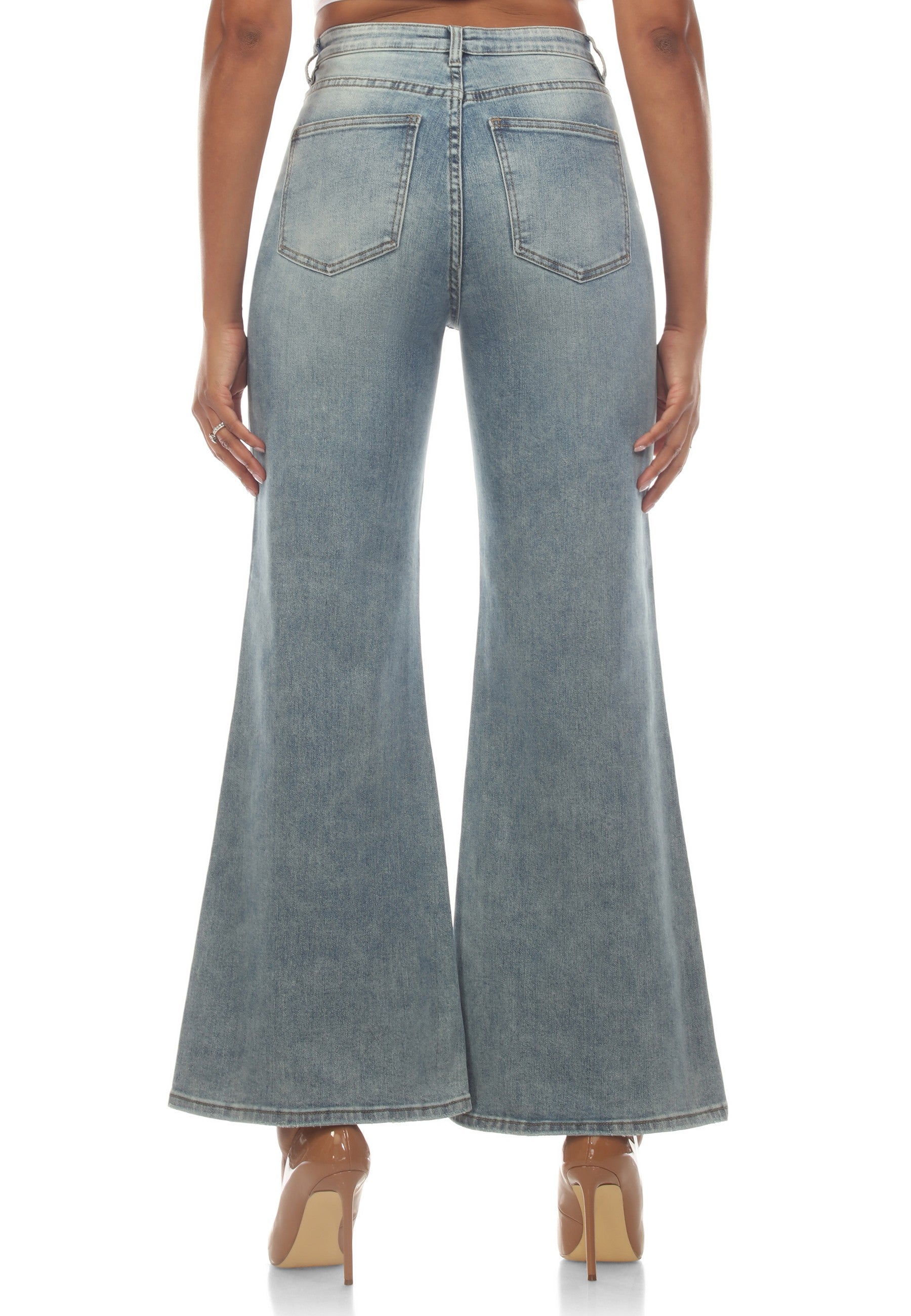 High-rise waist that flatters