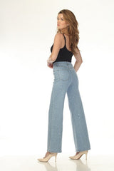 High-waisted, straight-leg jeans with blings